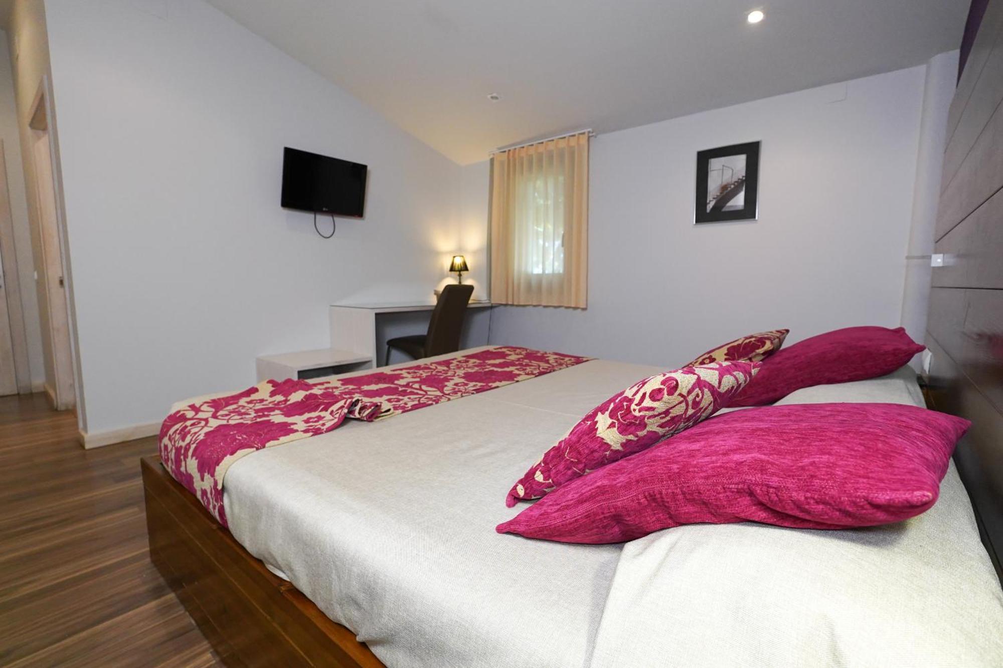 Hotel Mas Prades Deltebre Exterior photo