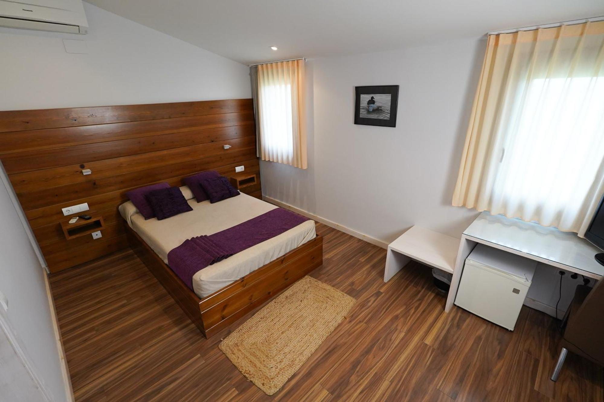 Hotel Mas Prades Deltebre Exterior photo